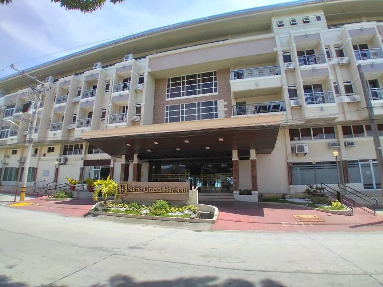 Subic Grand Harbour Hotel Subic Bay in Morong