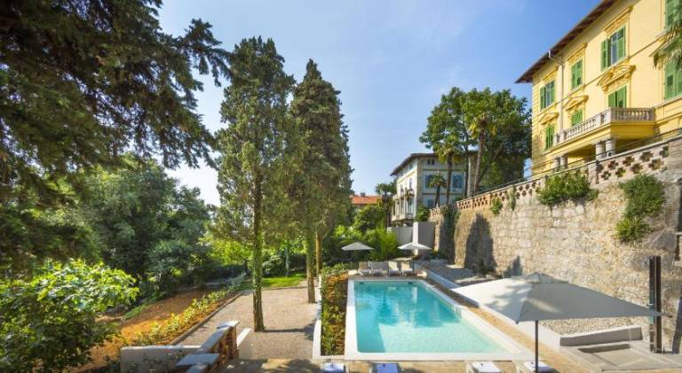Charming apartment with patio, yard & private pool | Suitable for remote work | Pets are welcome — photo 3