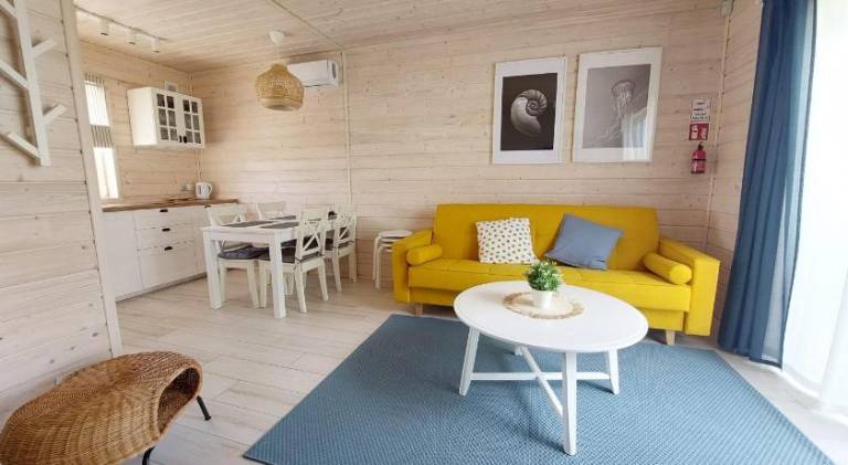 Vacation home with pool | Pets are welcome — photo 2