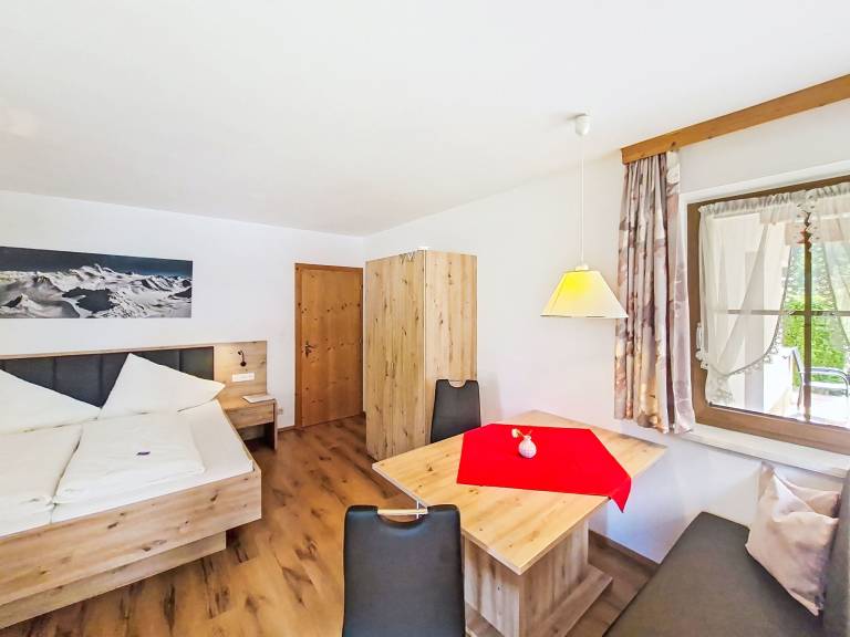 Fully equipped pleasant holiday apartment with terrace, sauna & yard | Mountain view | Pets are welcome — photo 4