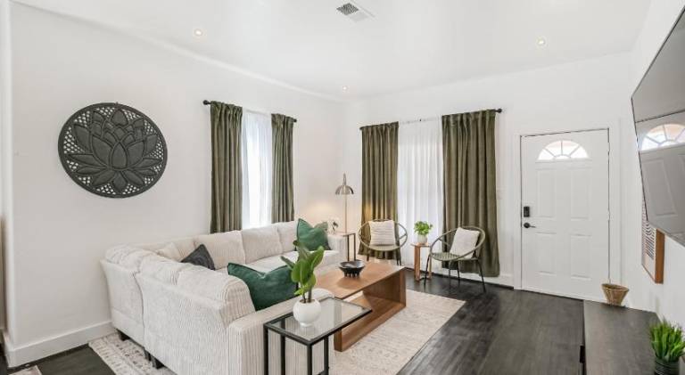 House with 3 rooms for 8 persons in Houston, TX
