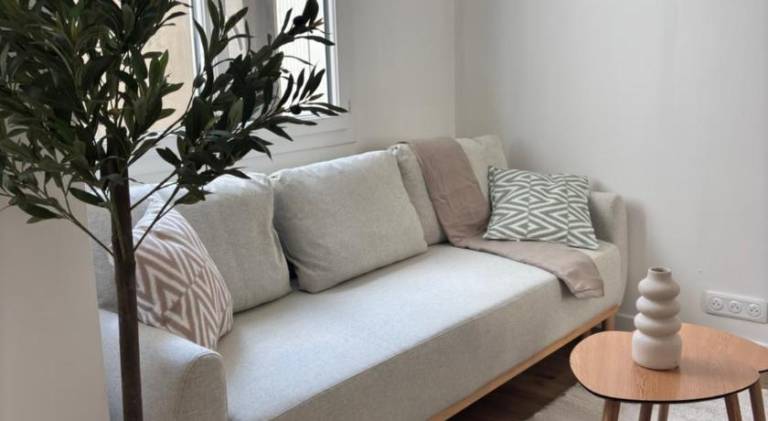 Holiday apartment with 1 room for 4 persons in Rouen