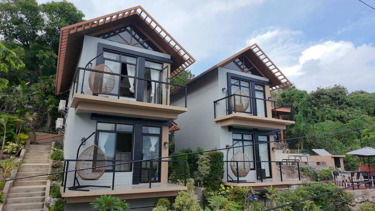 Villa with garden, pool & grill — photo 4