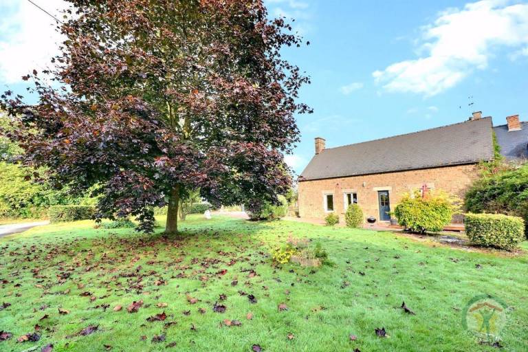 Gite with garden & terrace in Mayenne