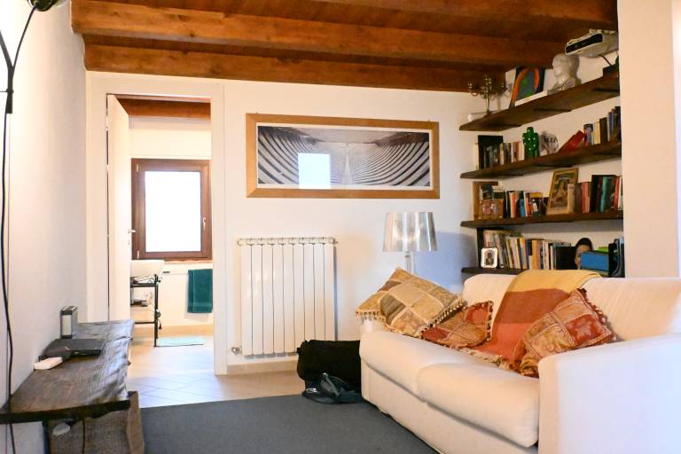 Children-friendly rental apartment with terrace | City view | Pets are welcome — photo 2