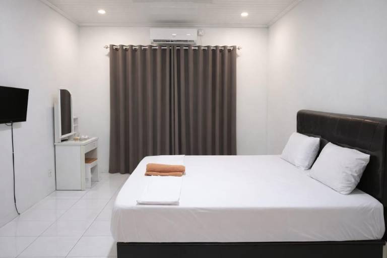 Jajapin Hotel putri Sari