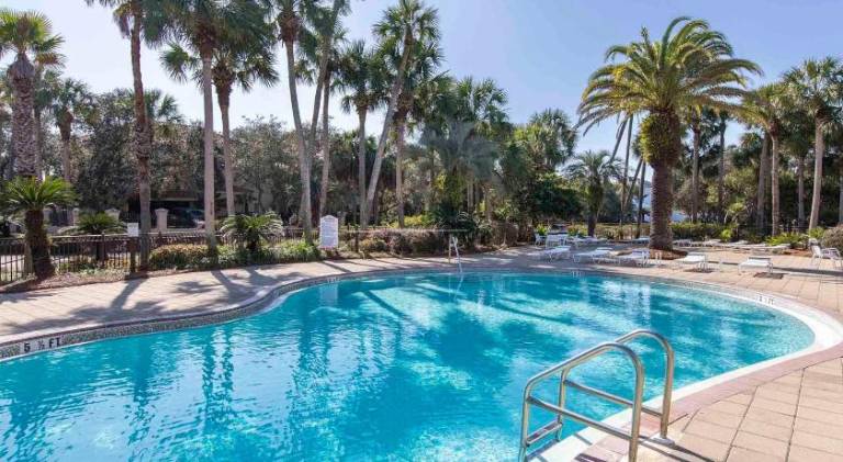 Nice house with hot tub & pool | Pets are welcome — photo 4