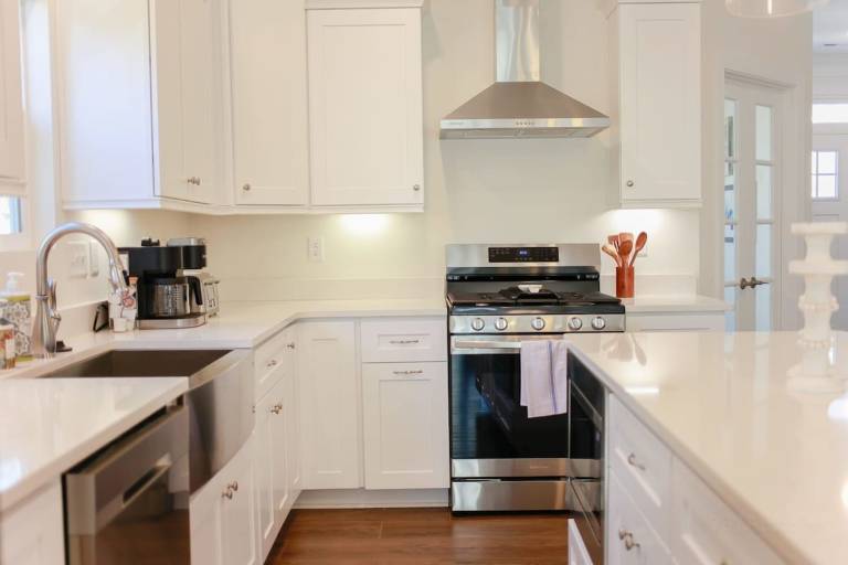 Sojourn on Lea View Willoughby Spit 5 BR NEW — photo 4