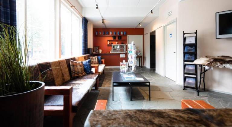 Serviced apartment with pool, terrace & sauna — photo 2