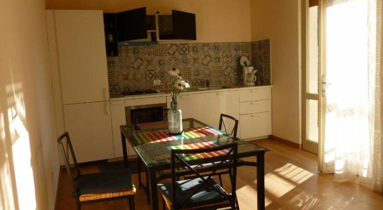 Apartment with pool, yard & terrace — photo 3