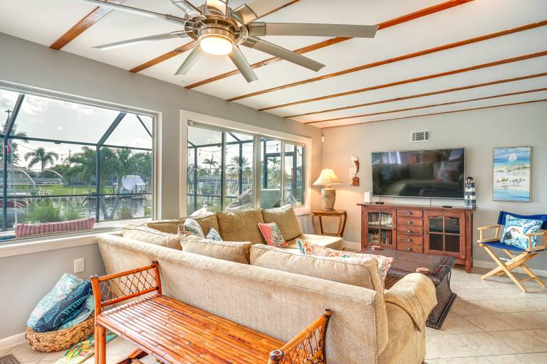 Private Dock & Lanai: Waterfront Cape Coral Home! — photo 3