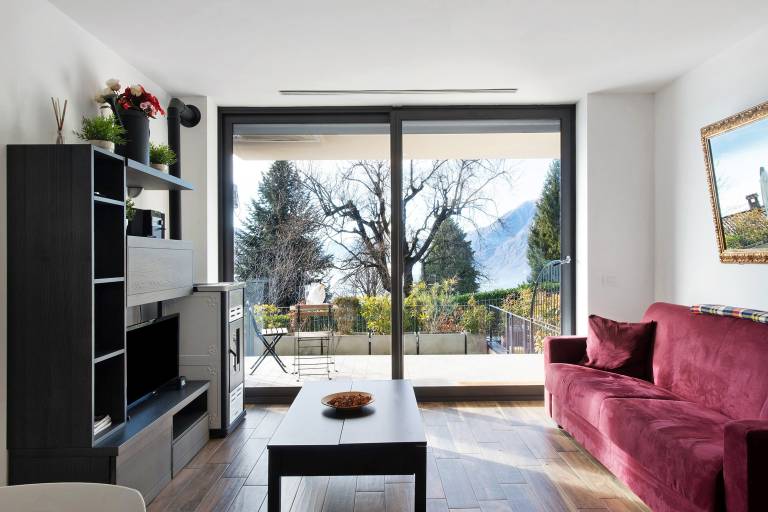 Rental apartment with sauna, garden & barbecue | Lake view in Varenna