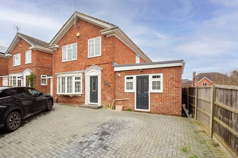 Relaxing Annexe With Garden Access Parking