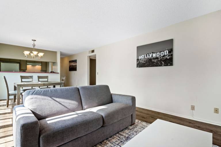 Apartment Palms