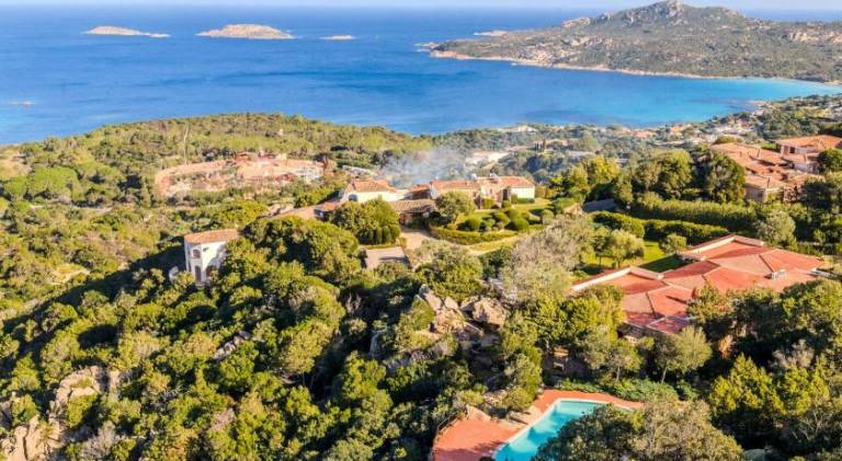 Villa with sauna, hot tub & pool | Pet-friendly in Arzachena
