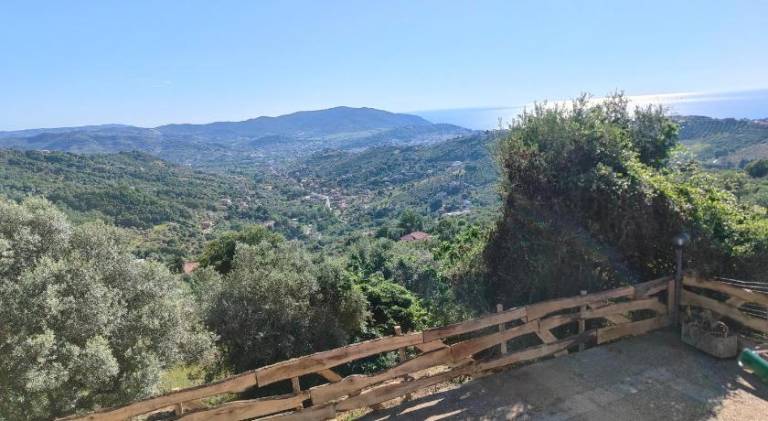 House with 2 rooms for 6 persons in Agropoli