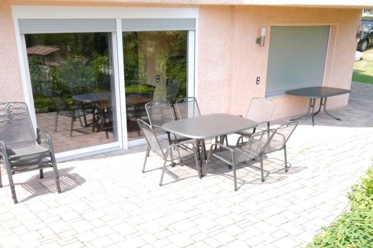 House with pool, garden & barbecue — photo 4