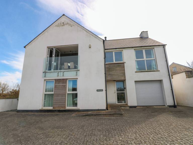 Cottage  Marloes