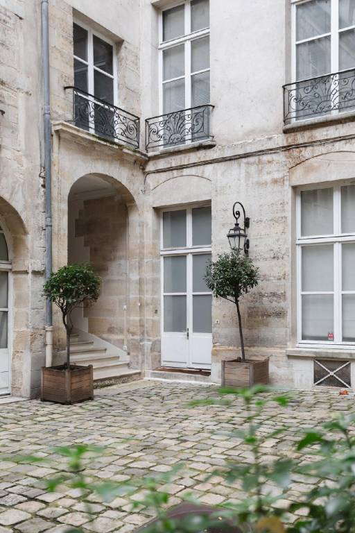 Adresse Prestigieuse: Appartement Luxueux Marais — photo 5