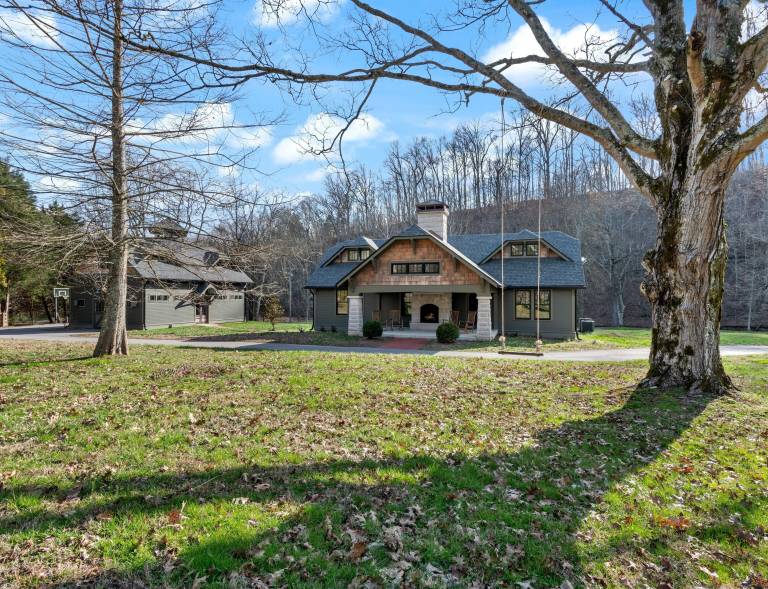 House  Leipers Fork
