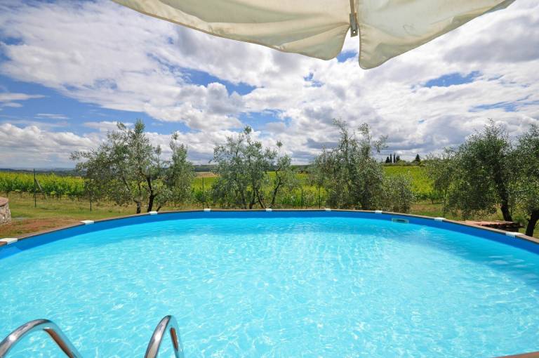 Child-friendly villa with private pool, barbeque & yard | Pets are welcome — photo 3