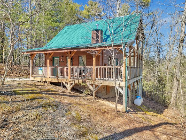 Private Hot Tub Seclusion Pool Table Pet Friendly in Sevierville, TN