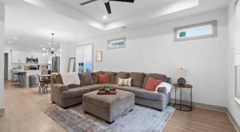 House | Good for workation | Pets allowed — photo 2