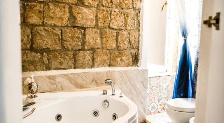 Beautiful apartment with jacuzzi | Pets allowed — photo 3