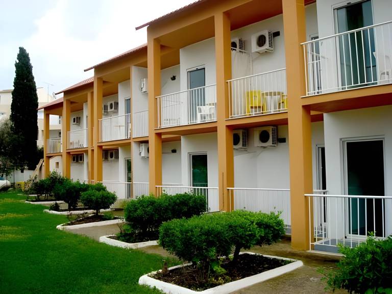 Εξυπηρετούμενο διαμέρισμα Παραλία Μεσογγη