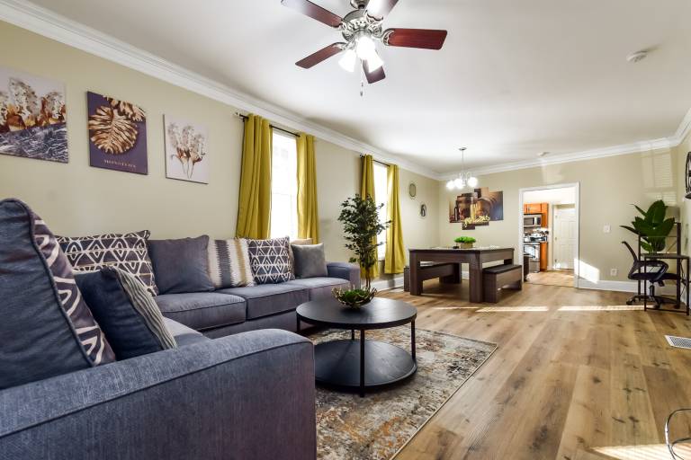Vacation home with garden & patio — photo 4