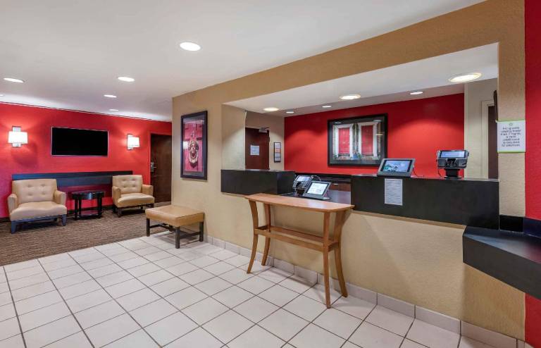 Extended Stay America Suites - Orlando - Orlando Theme Parks - Major Blvd. — photo 4