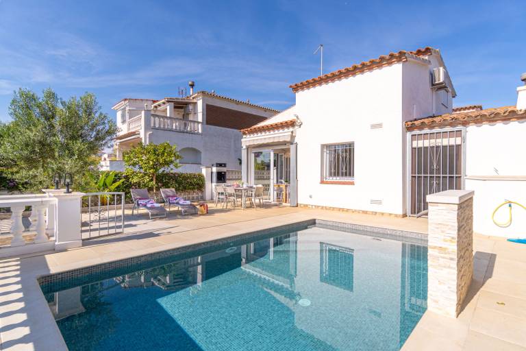 Ferienhaus in Empuriabrava, Costa Brava für max. 6 Personen