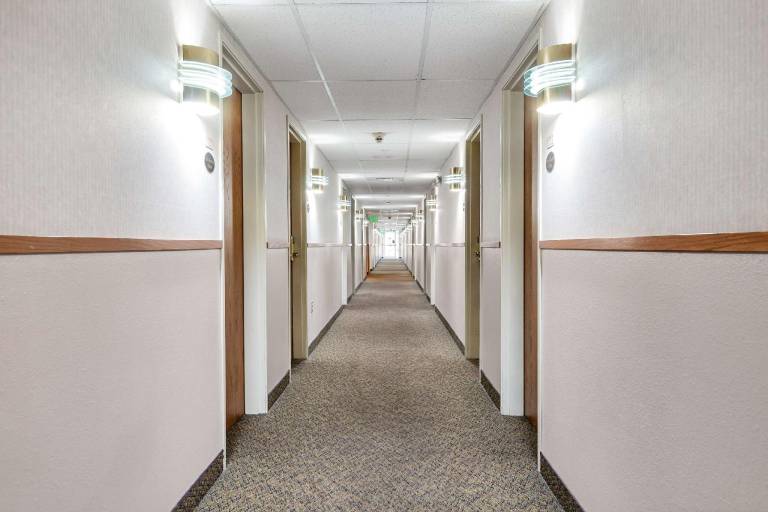 Americas Best Value Inn Cedar City — photo 4