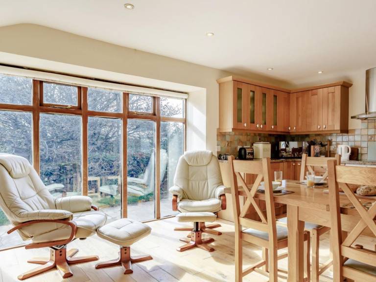 Fully equipped nice cottage with yard & terrace | Pets allowed — photo 3