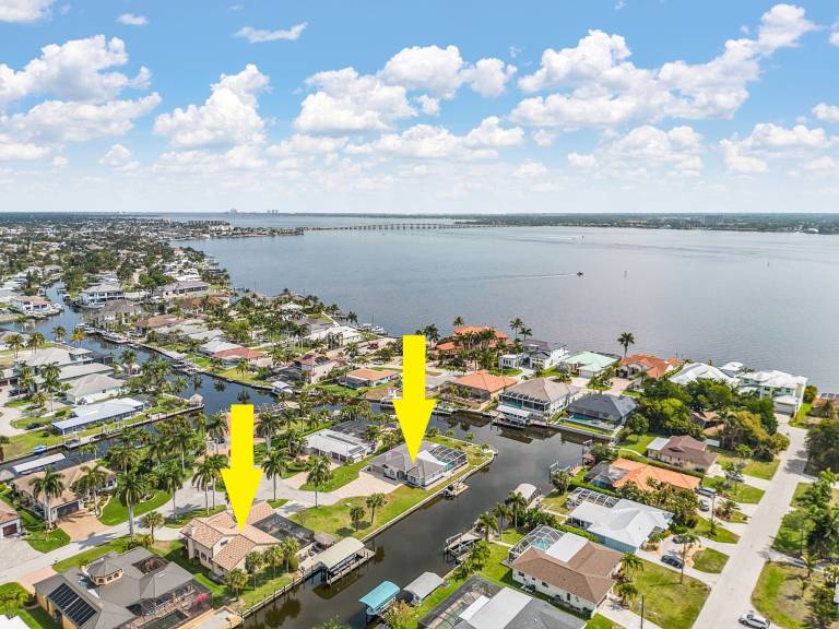 Walk to Yacht Club Beach, Pool, Spa & Gulf Access Waterfront Escape - Cozy Corner - Roelens in Cape Coral, FL
