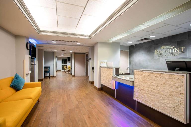 Baymont Inn & Suites Sheridan — photo 2