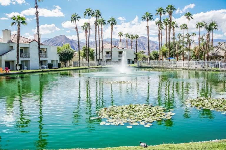 Aparthotel Palm Desert