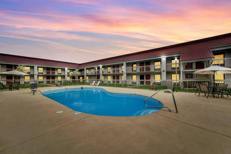 Red Roof Inn Kingsport in Kingsport, TN