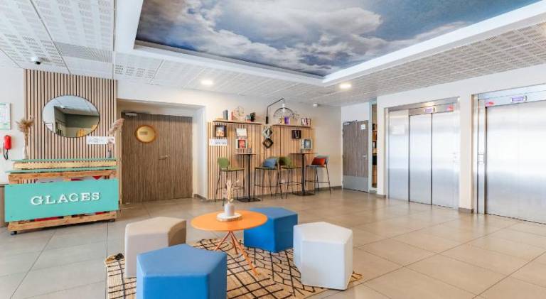 Serviced apartment with terrace | Perfect for remote work — photo 2
