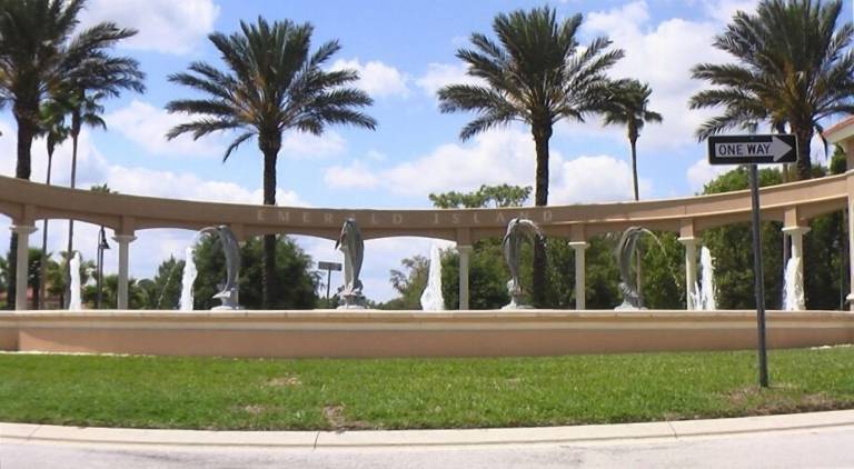 Villa Four Corners