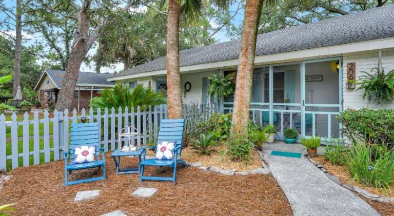 Beautiful house | Next to the beach | Dogs allowed in Tybee Island, GA
