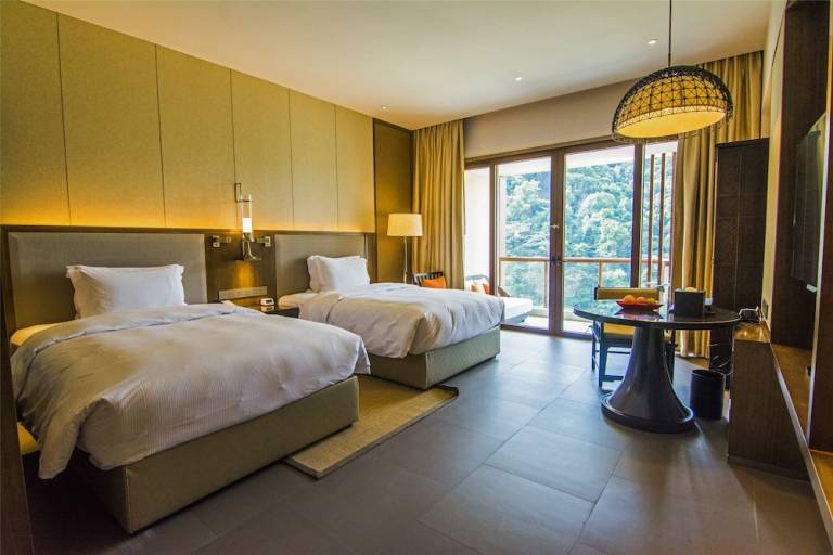 Resort  Longmen