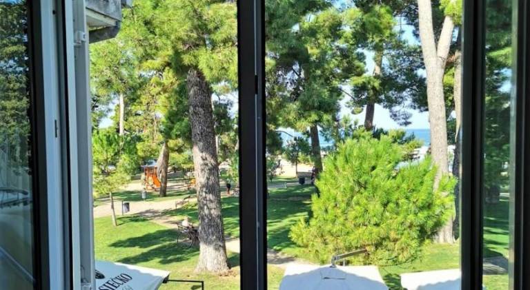 Apartment with terrace | Close to the beach | Dogs allowed in Novigrad