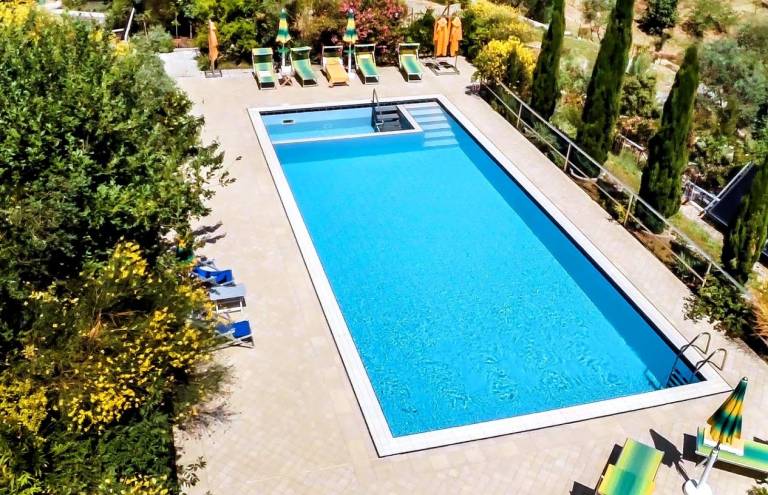 Ferienhaus mit Hund in Bobolino, Toskana fuer max. 18 Personen