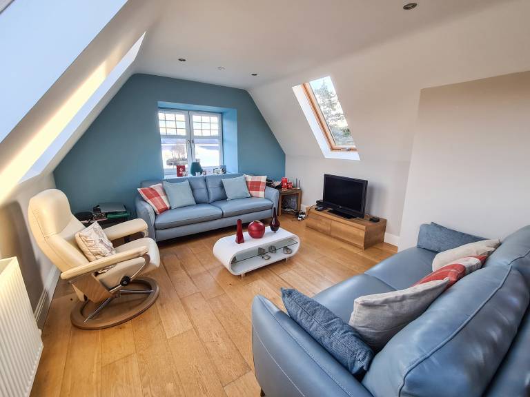 Family-friendly pleasant cottage with garden | River view | Pets allowed — photo 2