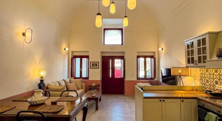 Family-friendly rental apartment | Pets allowed in Santorini