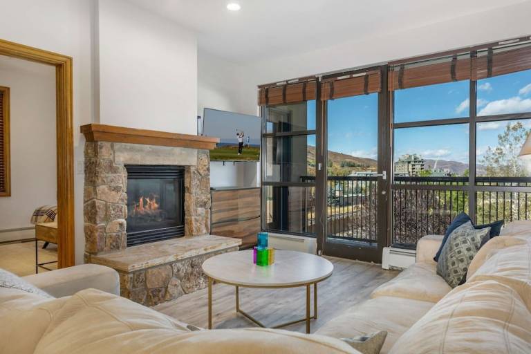 Condo Avon