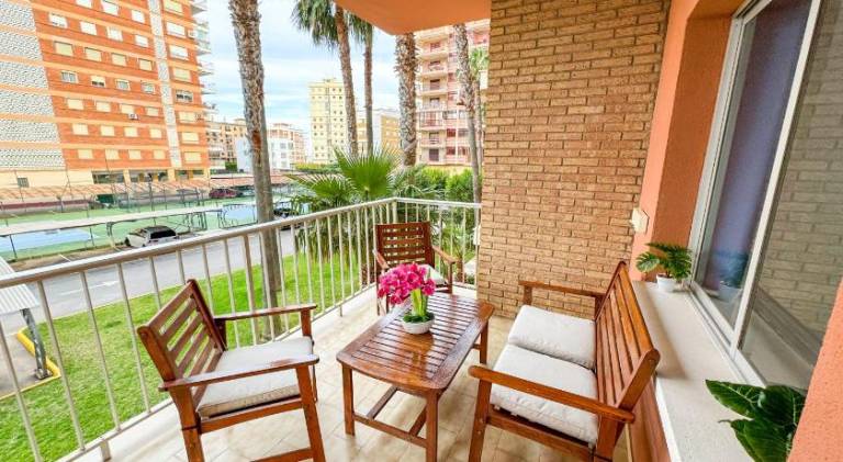 Holiday apartment with pool — photo 4