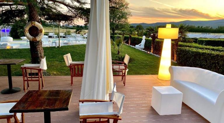 Nice vacation home with sauna, pool & grill | Perfect for remote work | Pets are welcome — photo 3