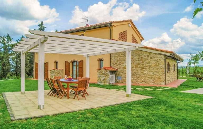 Villa  Lajatico